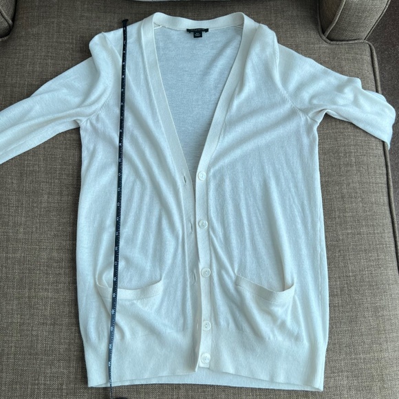Ann Taylor White/Cream Long Sleeve Cardigan Sweater w/ Buttons & Pockets Size XS - Picture 8 of 11